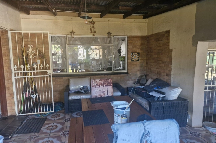 4 Bedroom Property for Sale in Wilkoppies North West